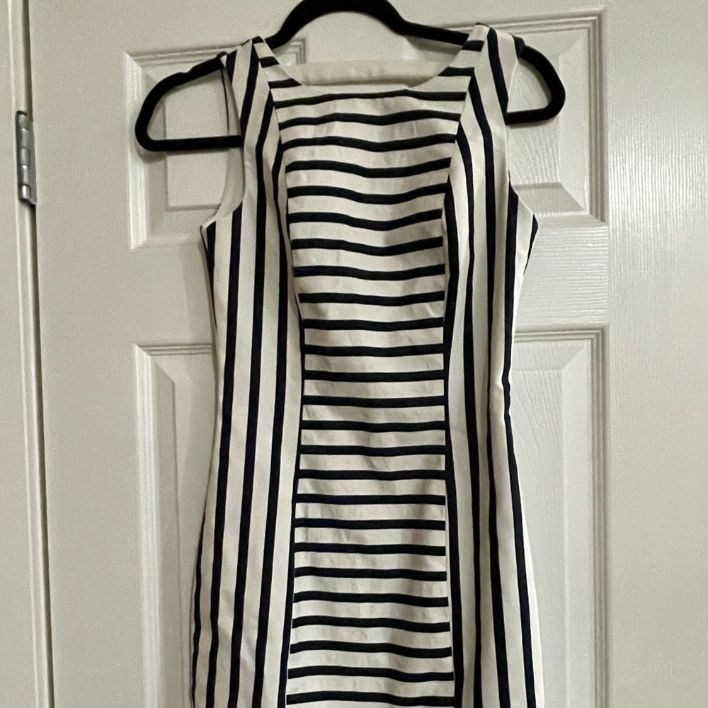 H&M striped sheath pencil career dress with back detail.  Size 4.